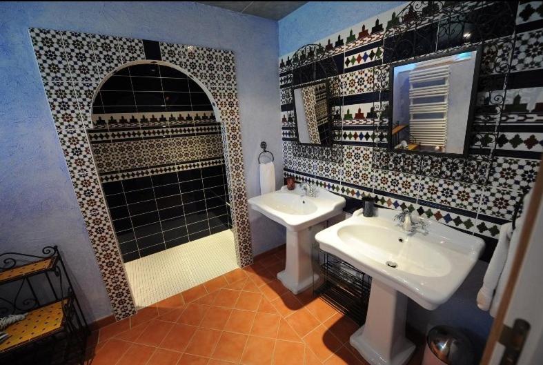 Le Domaine De Saint-Thomin Bed and Breakfast Nostang Kamer foto