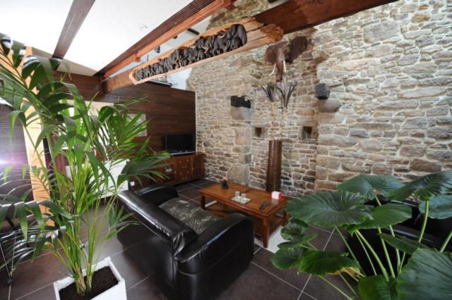 Le Domaine De Saint-Thomin Bed and Breakfast Nostang Buitenkant foto