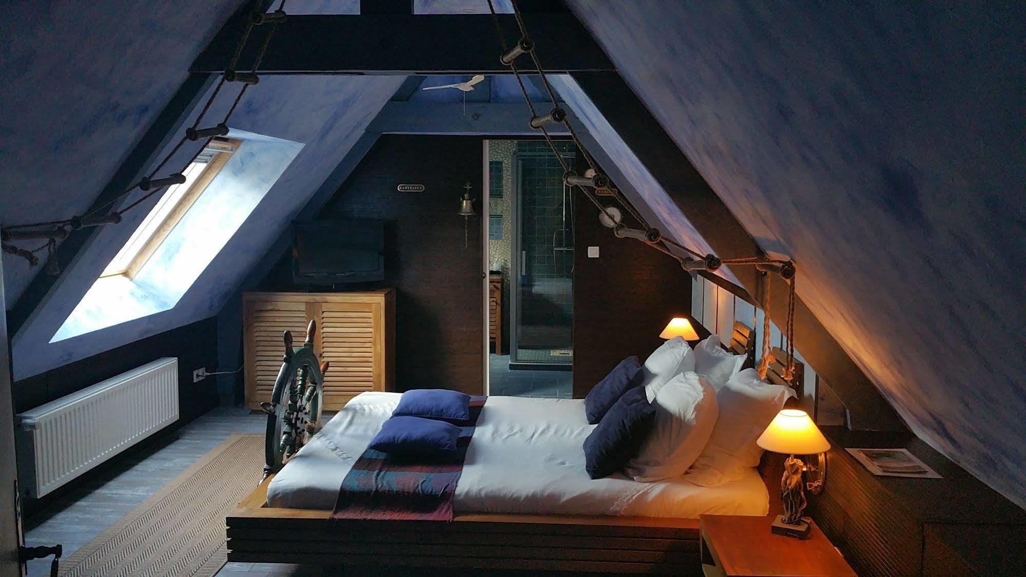 Le Domaine De Saint-Thomin Bed and Breakfast Nostang Buitenkant foto